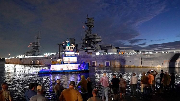 Leaky battleship begins trip from Houston to Galveston for $35M repairs