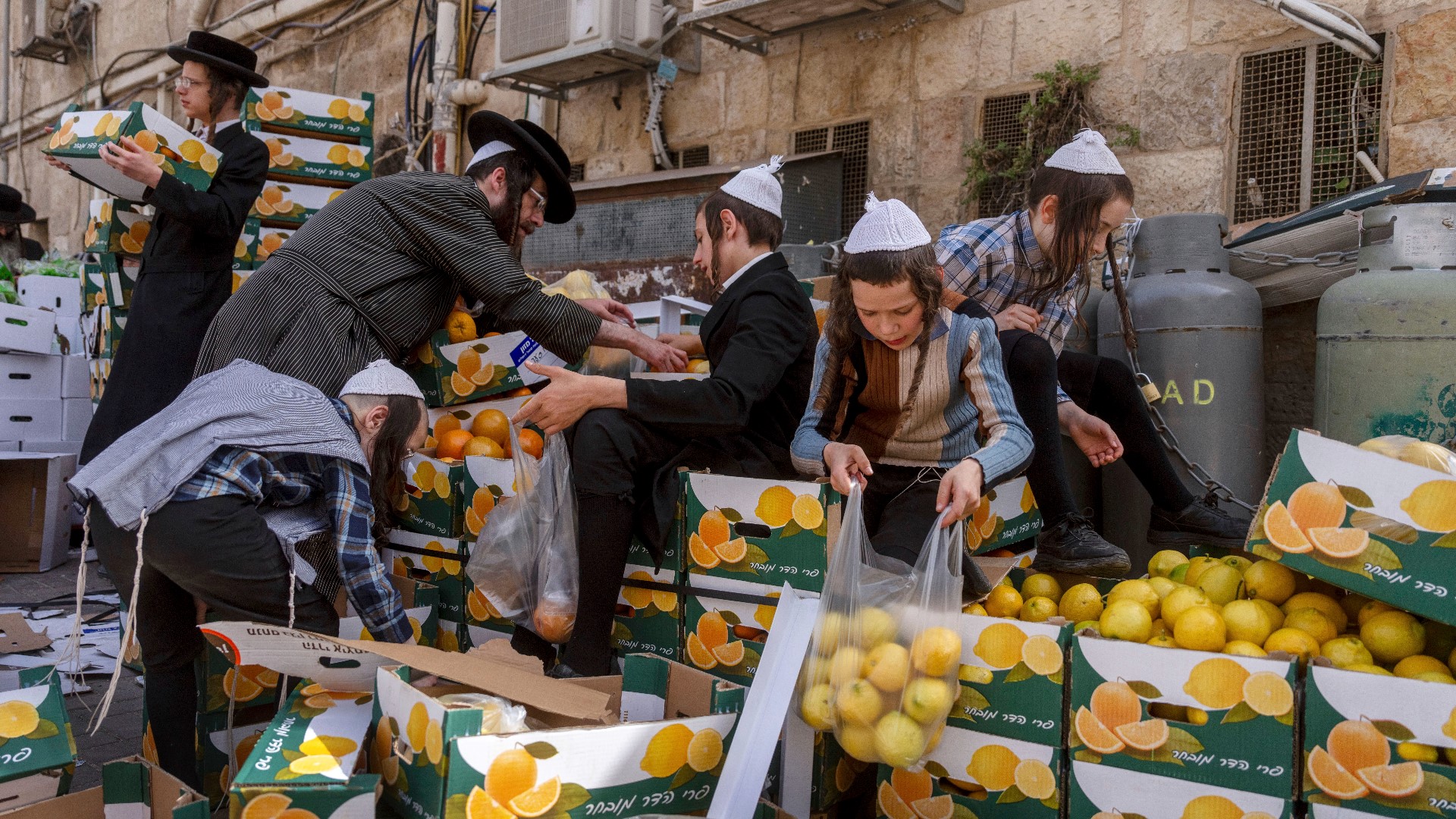 When does Passover begin and end in 2024?