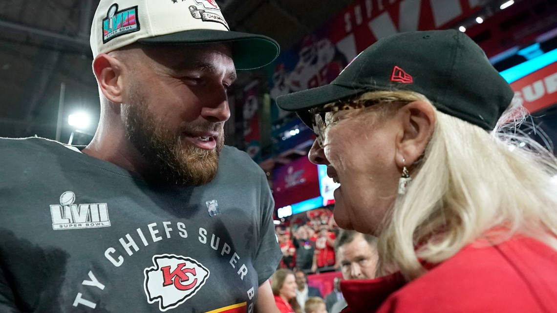 Travis Kelce Posts Tribute to His Brother Jason Before Super Bowl 2023