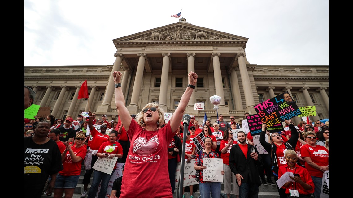 teachers descend on frankfort by the thousands