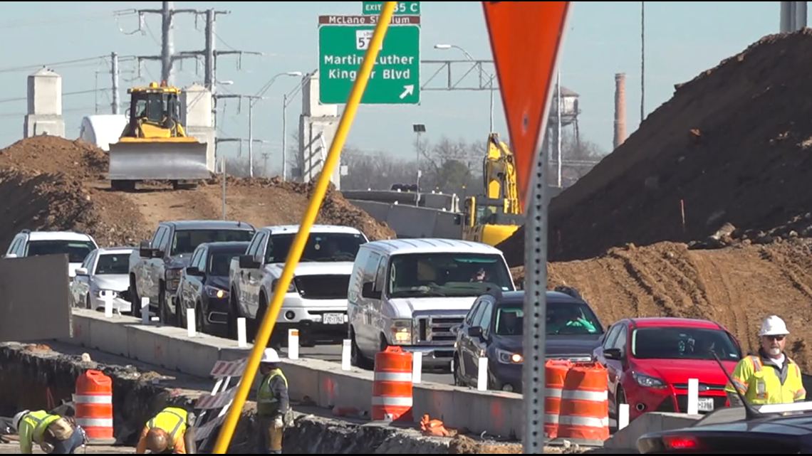 Amazon center in Waco to open late 2021, road work continues - Vimarsana News