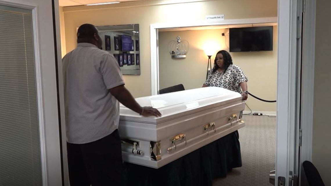 Central Texas funeral director sees wave of COVIDrelated deaths