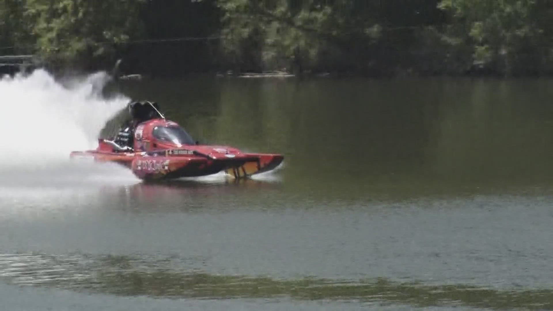 The need for speed hit the Brazos this weekend as hundreds of boats put the pedal to the metal topping speeds up to 200 mph.