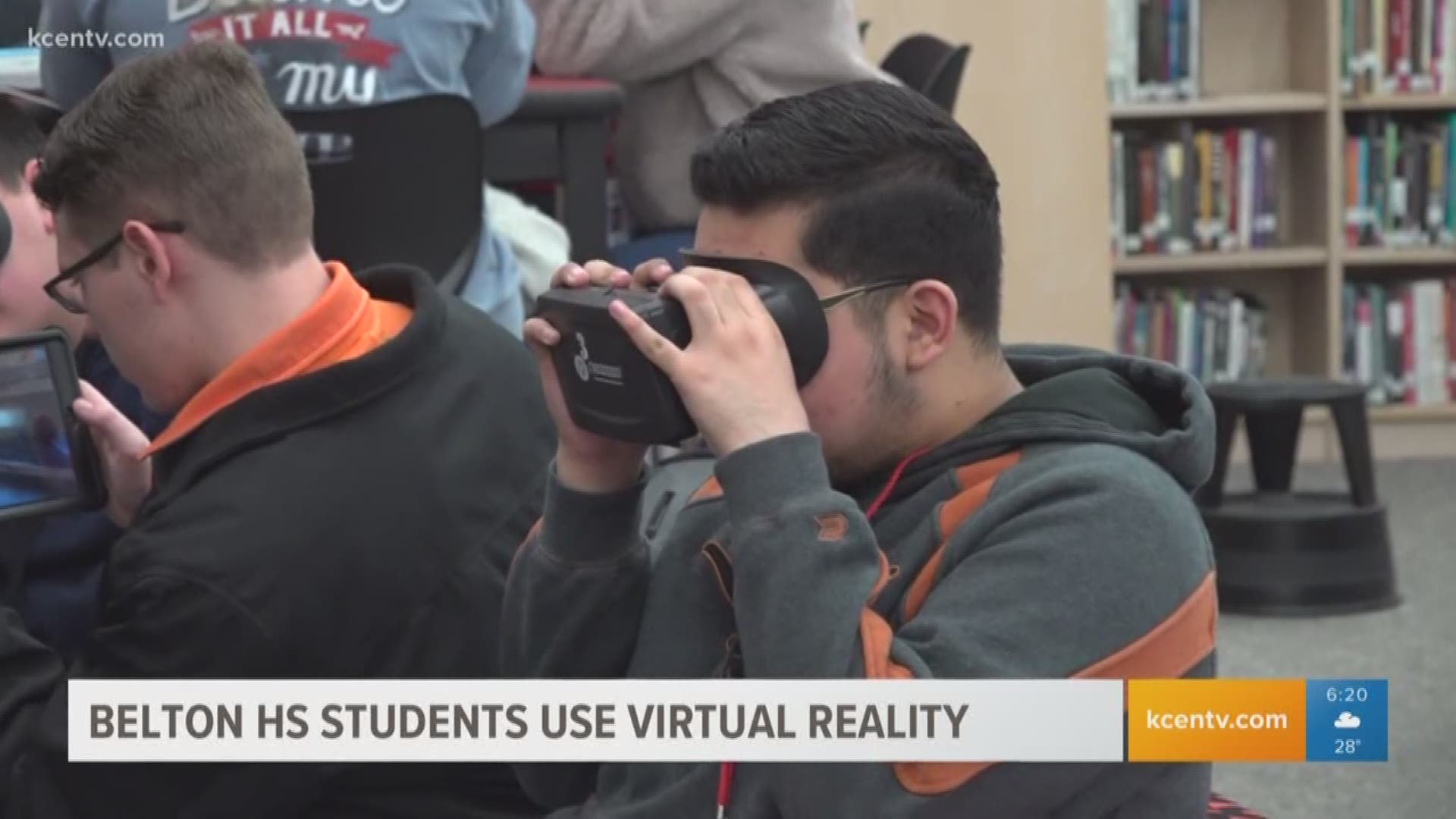 Belton High School uses Nearpod Virtual Reality headsets to teach their students history.