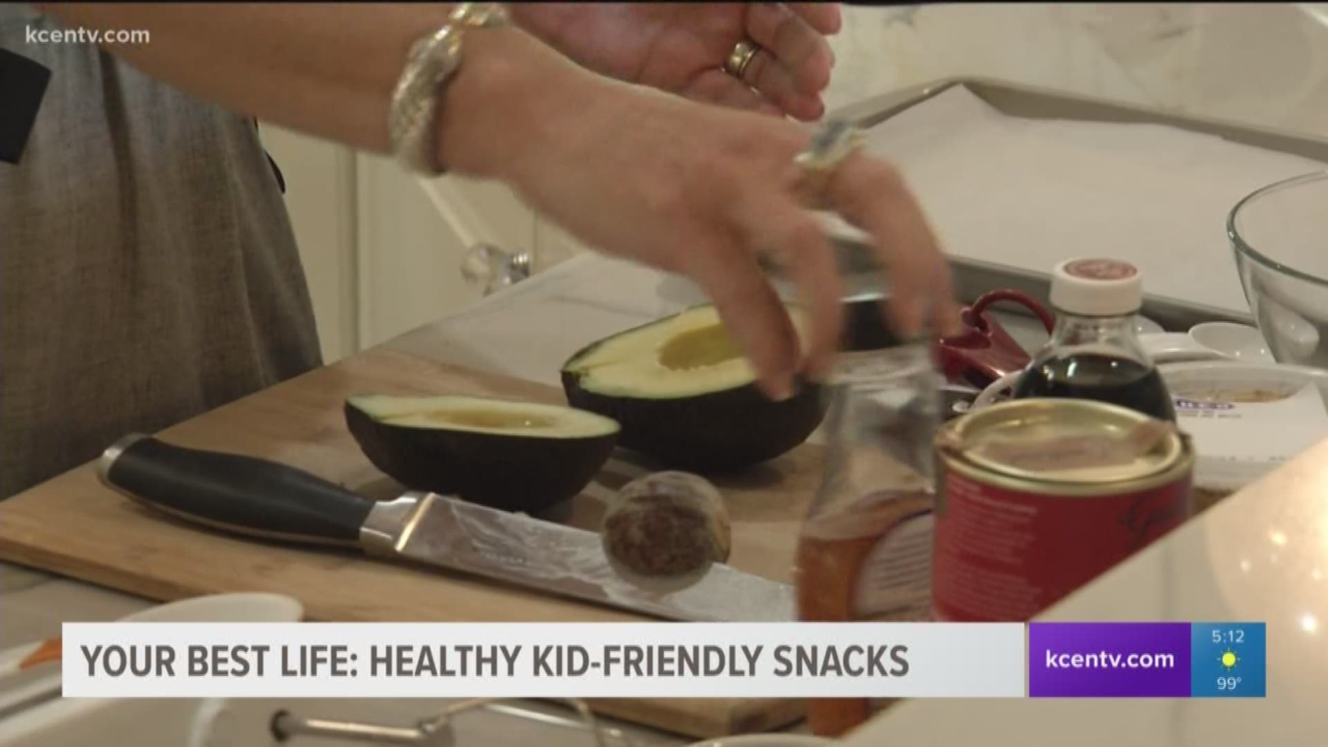 A local mom and fitness guru shows off some wholesome afternoon snacks that are kid tested and approved.