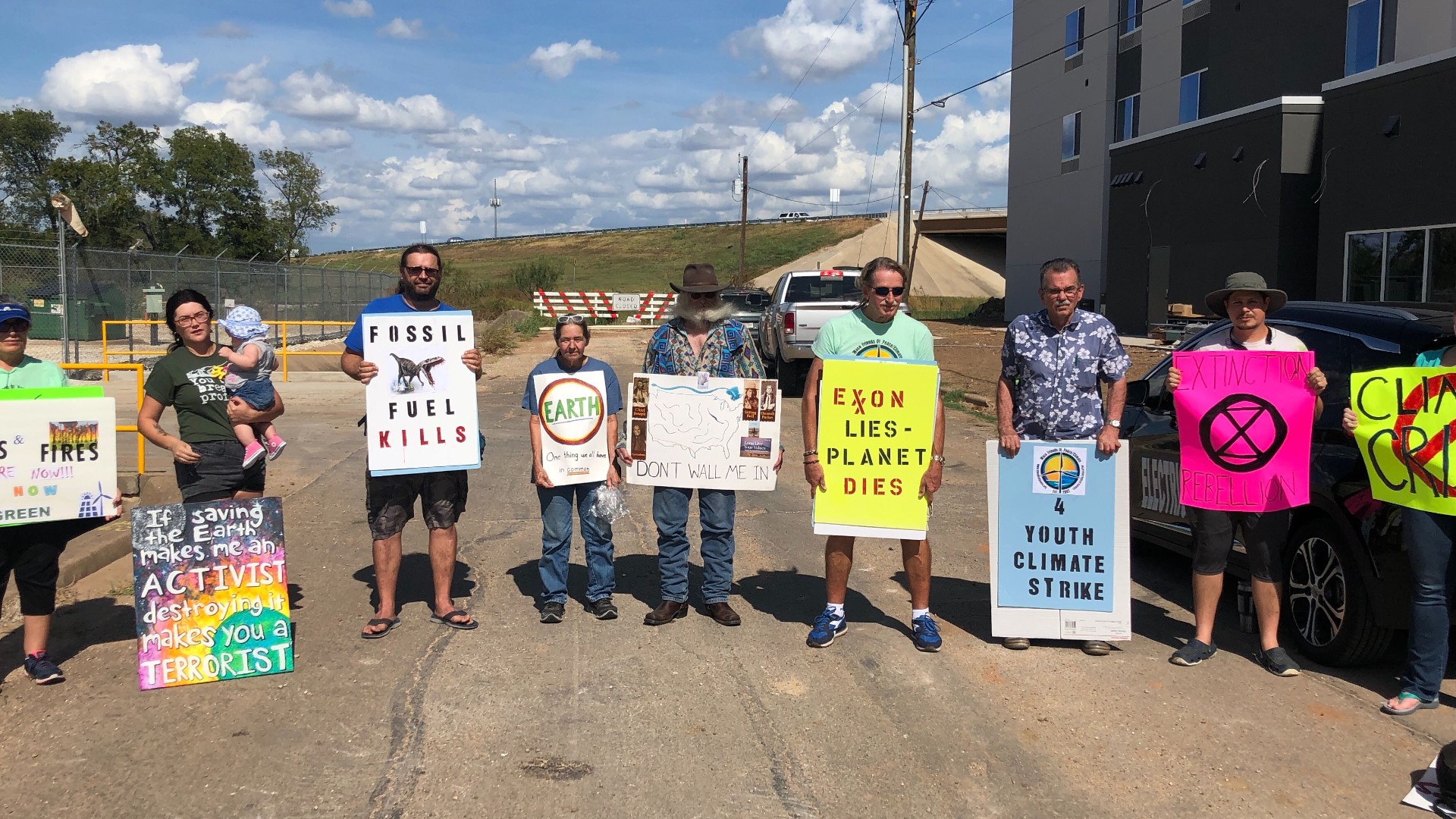 Cole Johnson is Live in Lacy Lakeview at a local protest.