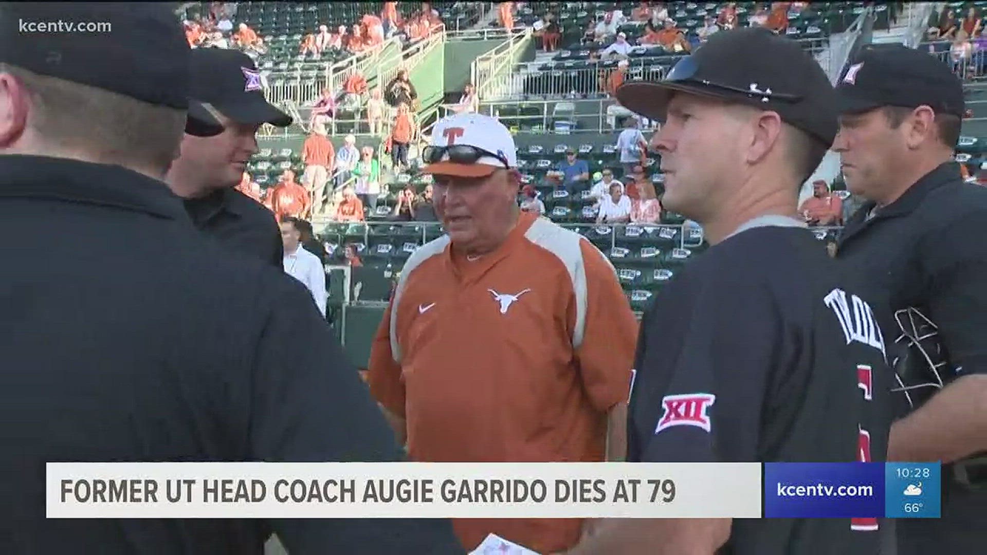 One of college baseball's iconic coaches has died.