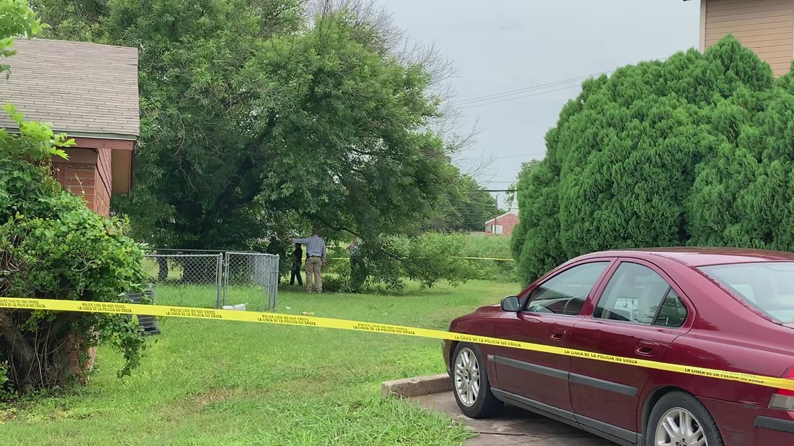 Killeen police identify woman found dead under tree - Vimarsana News