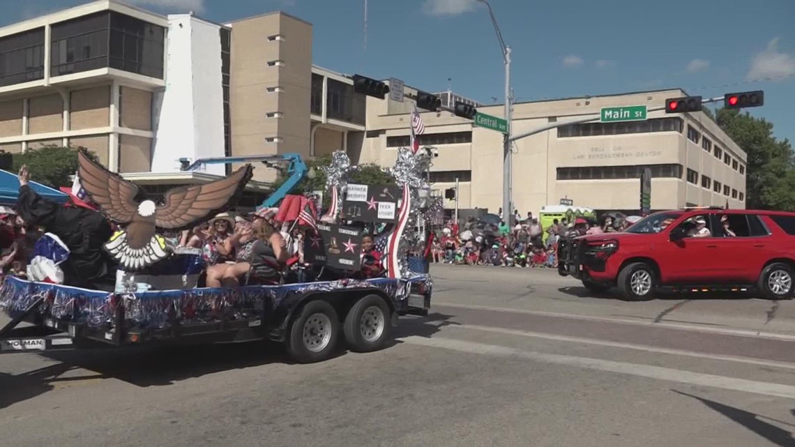 Thousands gather for the Belton Fourth of July Parade - Vimarsana News