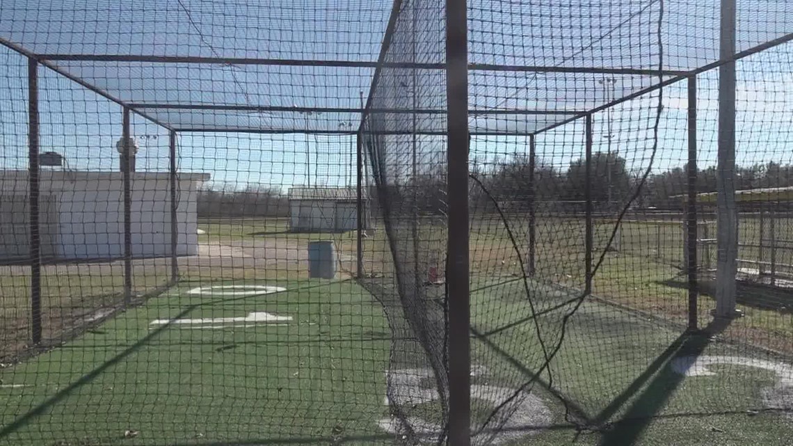 Waco man donates batting cages to little leaguers