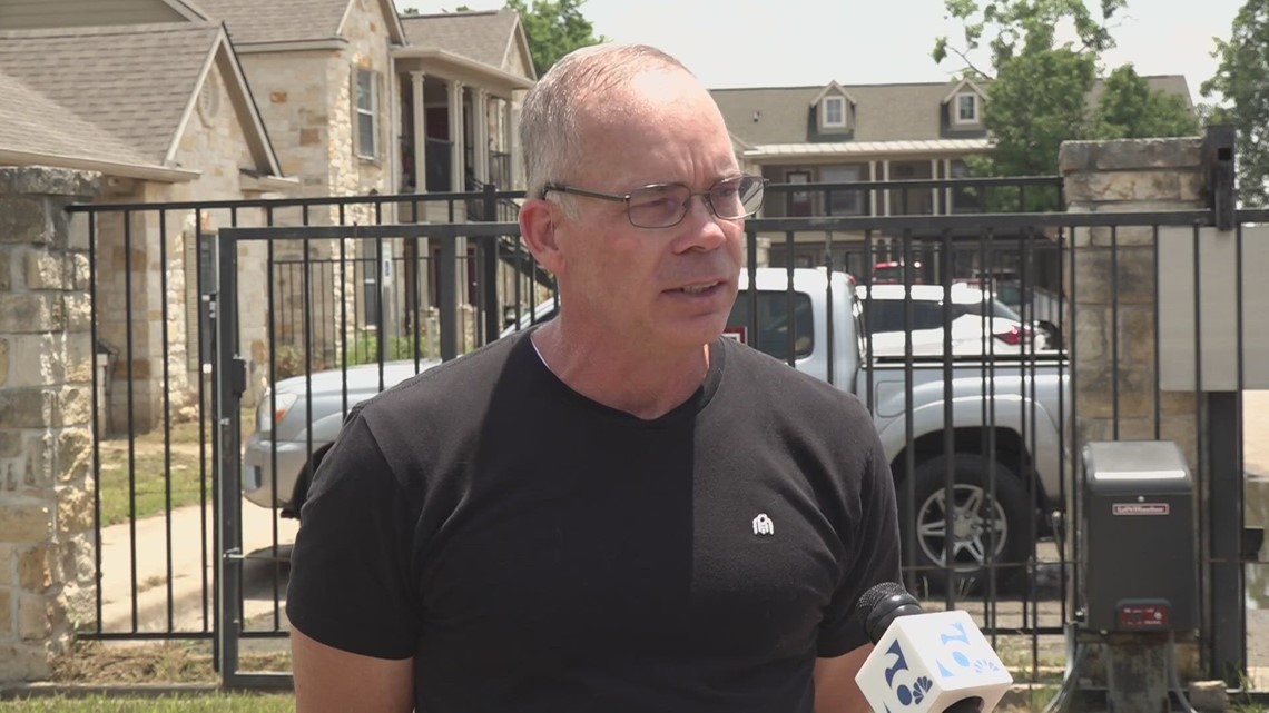6 FIX | Residents at Williams Trace Apartments finally getting flood damages assessed
