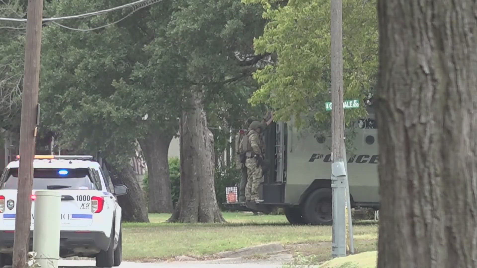 Residents living along S. Lena Street and E. Evergreen Street say a man has barricaded himself inside a home while the U.S. Marshals Service tried serving a warrant.