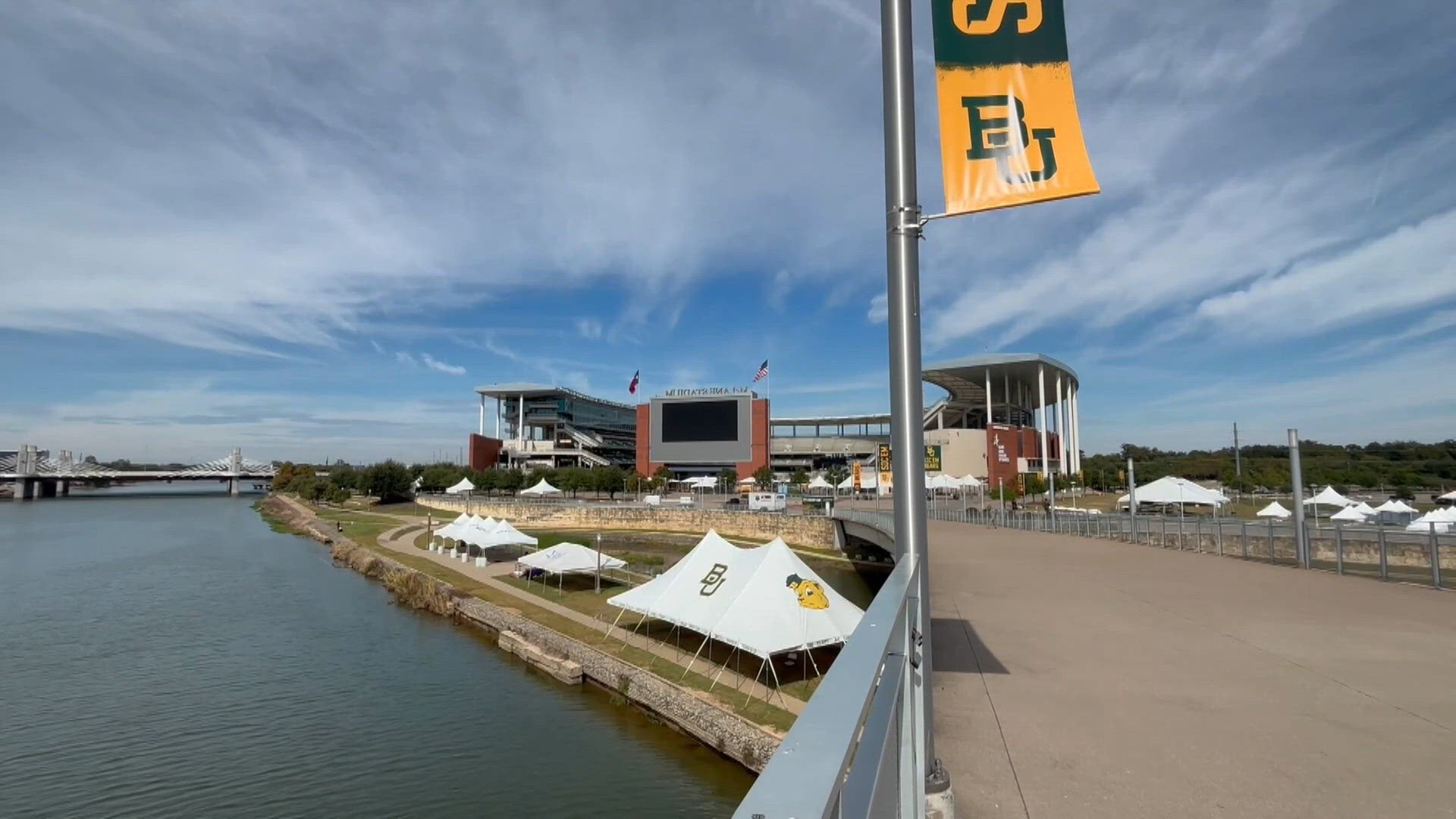 Video Title Examples Baylor fans react to firing of Dave Aranda | kcentv.com