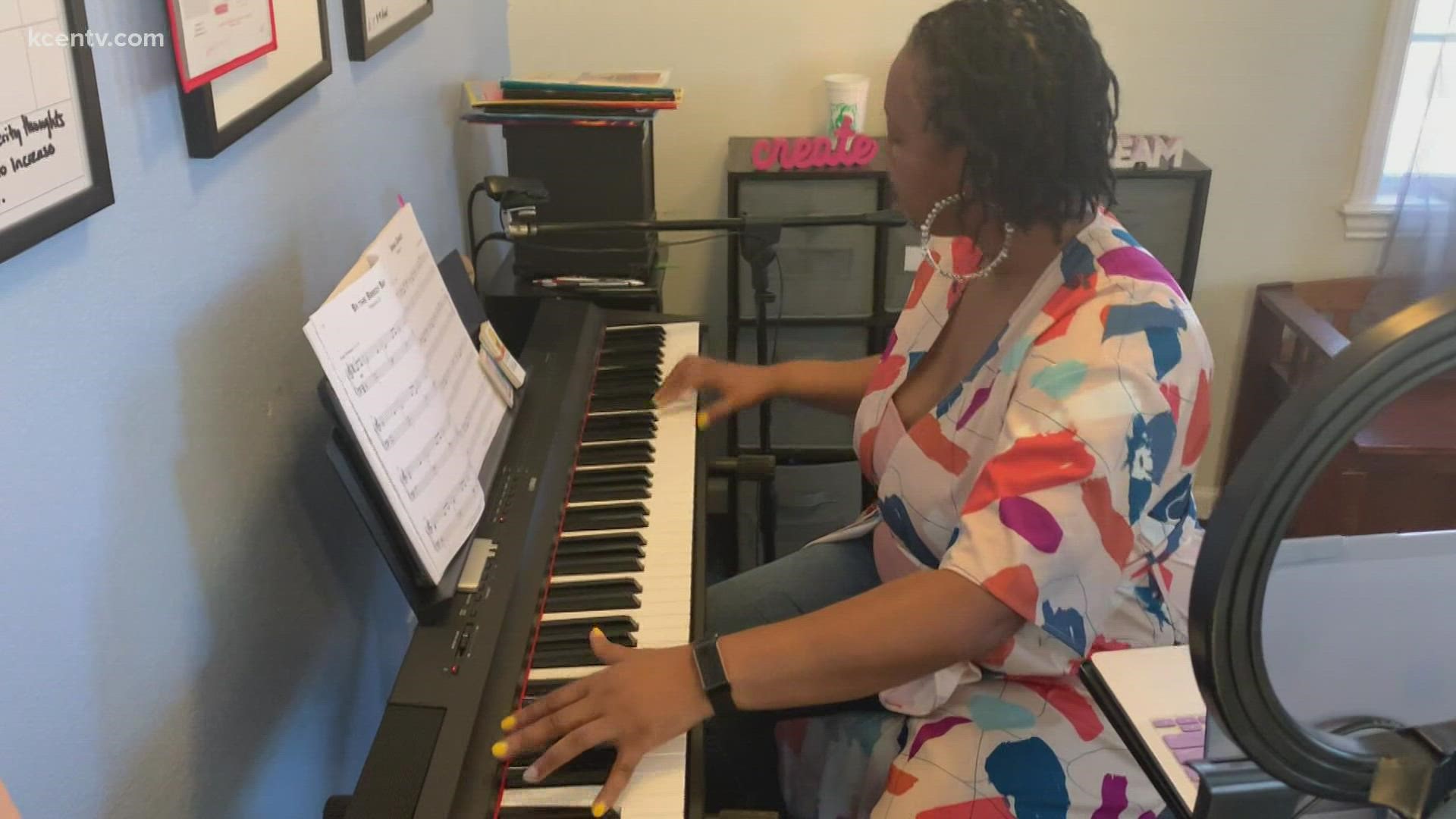 TeKenya Battle is the owner of Kenya's keys Voice and Piano Studio in Temple. She uses her talents to encourage and teach others who have caught the music bug.