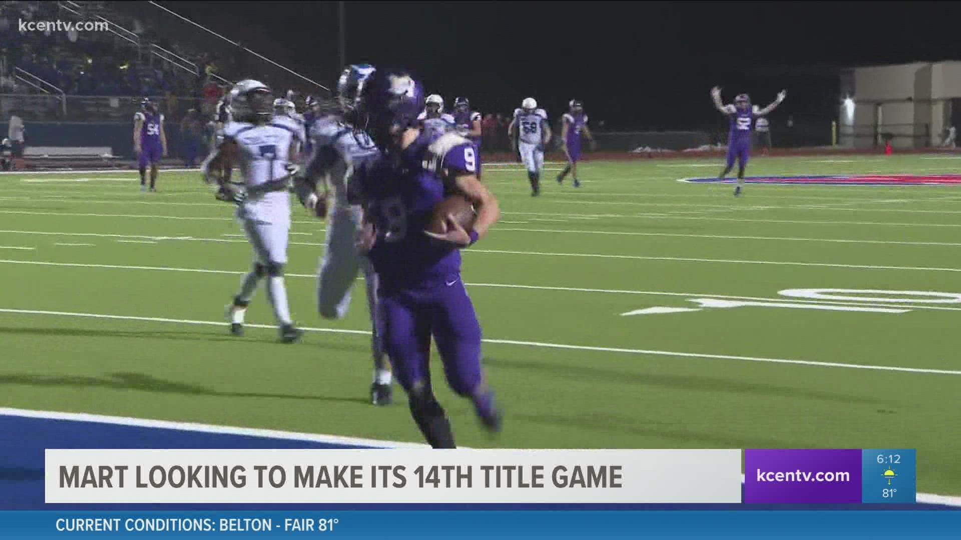 Sports Anchor Niki Lattatrulo is live in Elgin for another Friday night of Texas football.