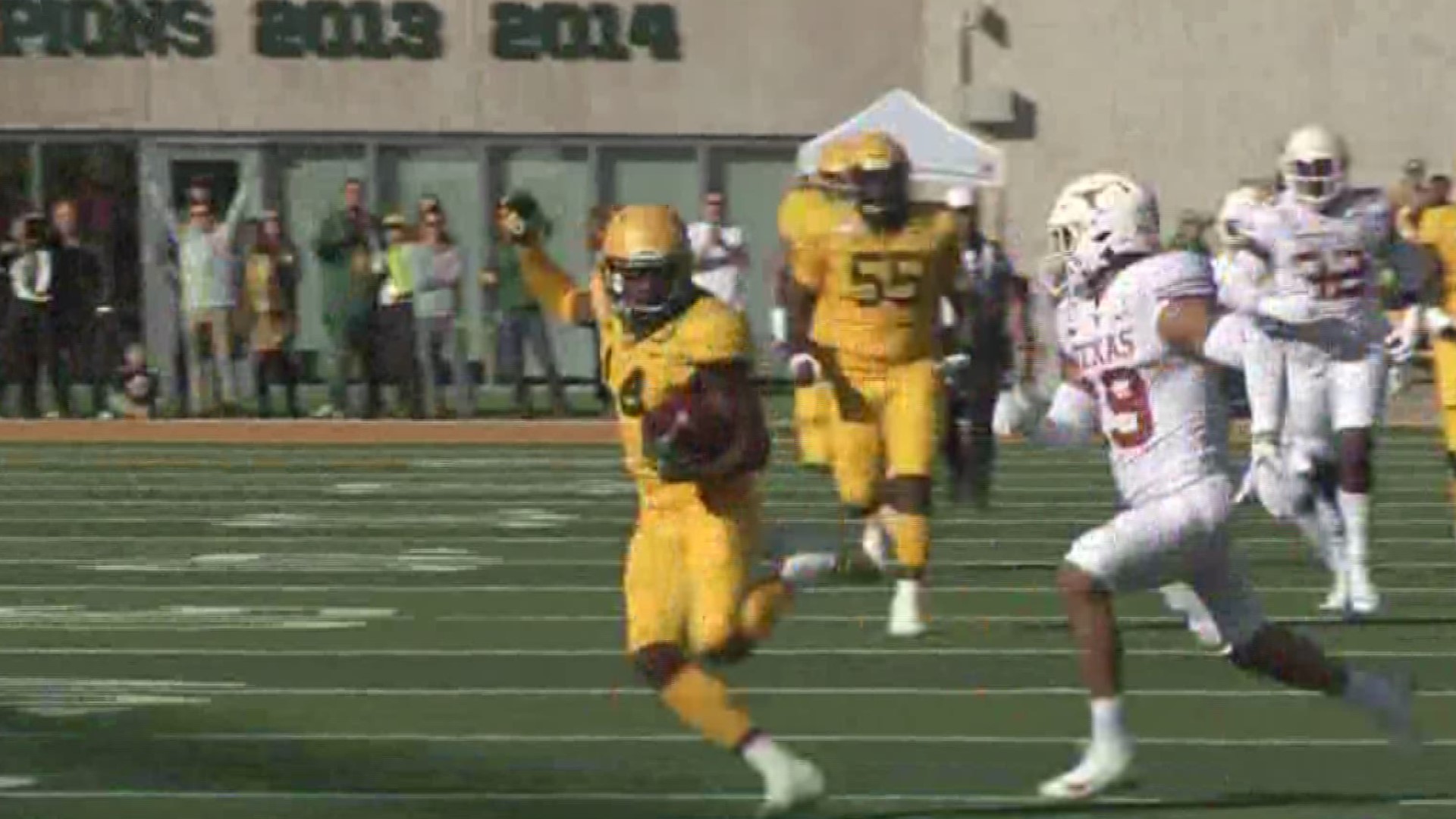 Baylor clinched a 10-win season and a berth in the Big 12 Championship with its 24-10 win over the Longhorns Saturday.