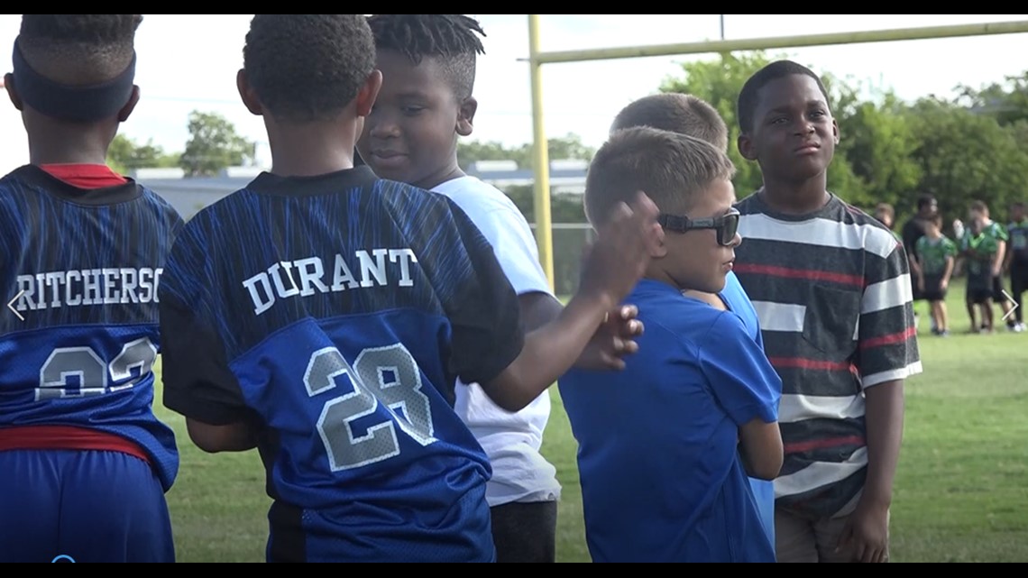 Waco little league football team needs help purchasing football helmets