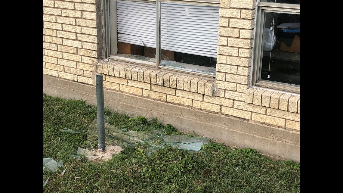 PHOTOS SWAT standoff at Valley Mills Apartments in Waco