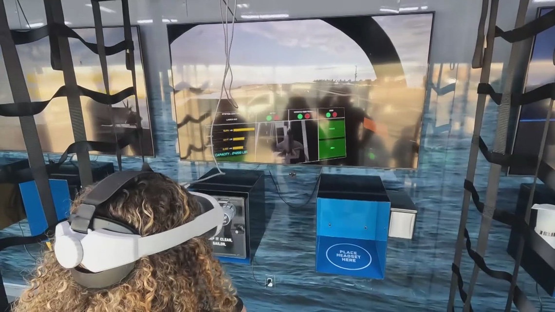 Killeen ISD students explore Navy careers through virtual reality