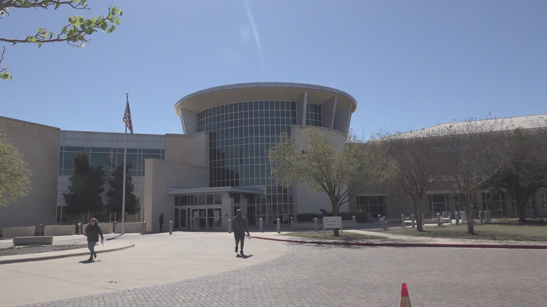 6 News reporter Sydni Walker breaks down the latest information from the trial.