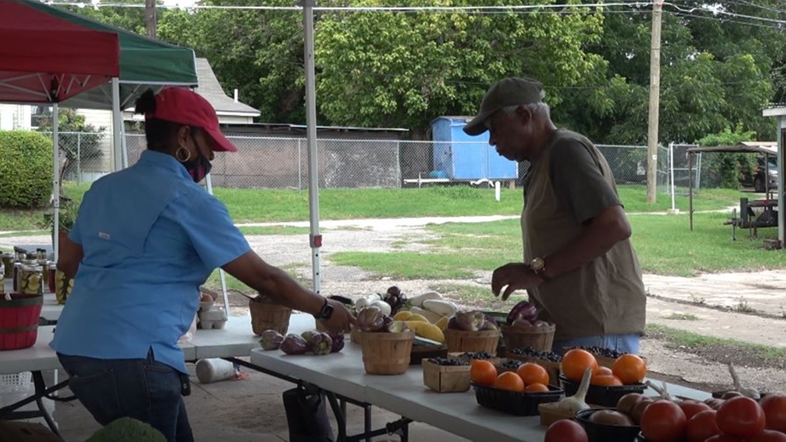 East Waco Farmers Market provides health options in food desert - Vimarsana News
