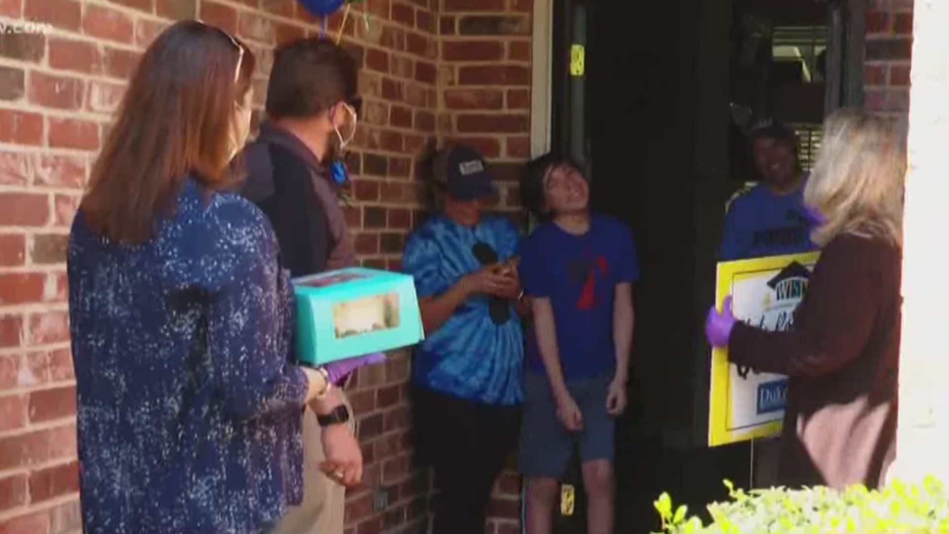 Six Waco middle school students had teachers and staff show up at their doors with good news that they had been recognized for their academic achievements.