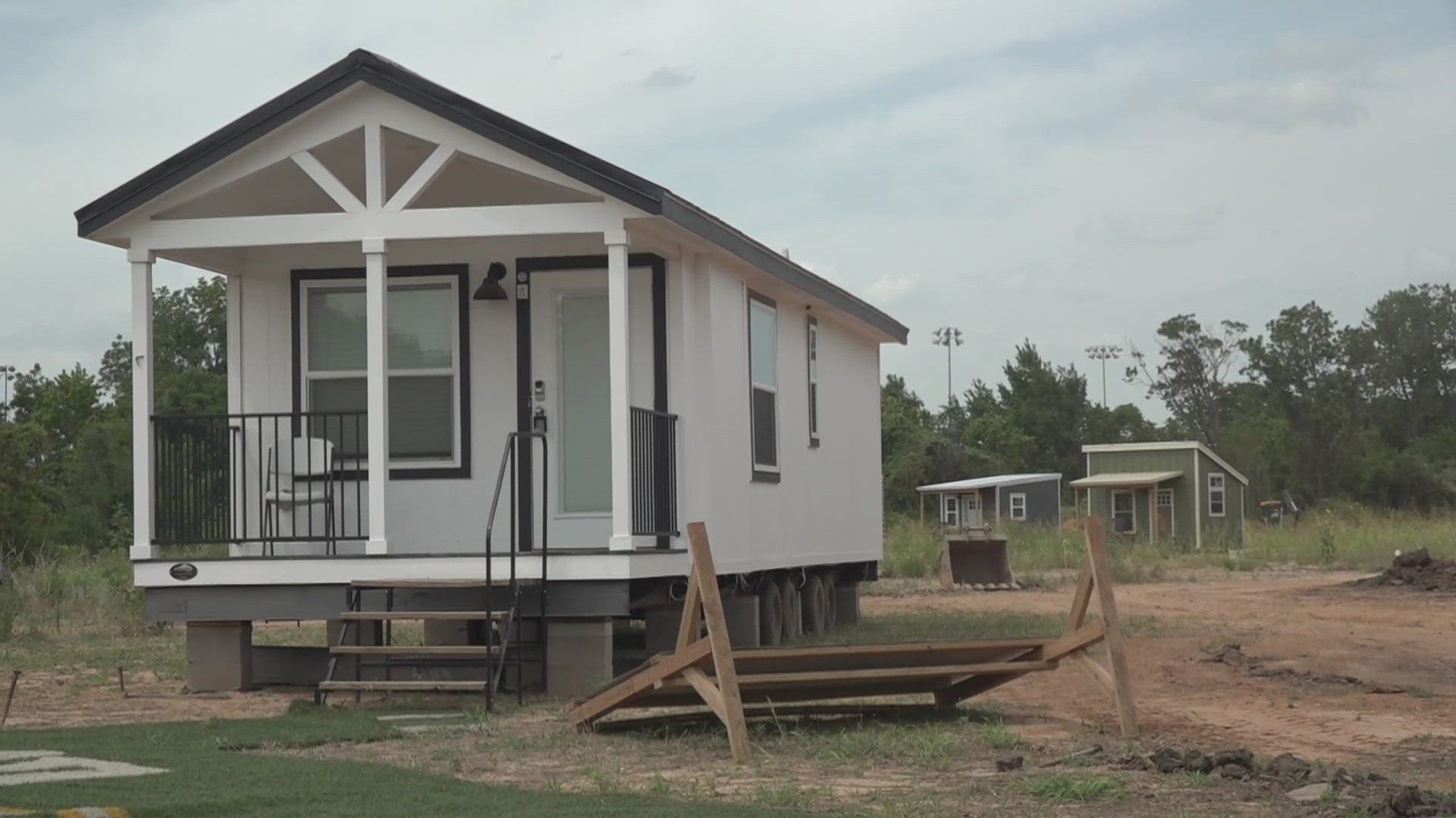 The project is moving forward despite experiencing federal grant cuts. 