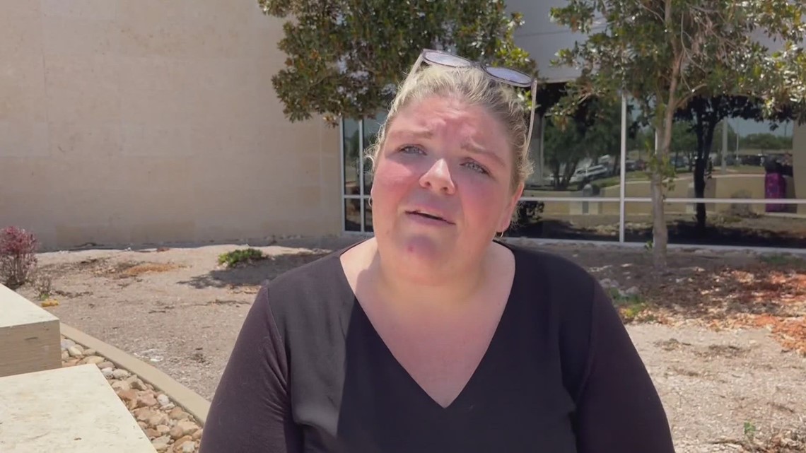 Killeen woman accused of impersonating a Houston lawyer back in jail