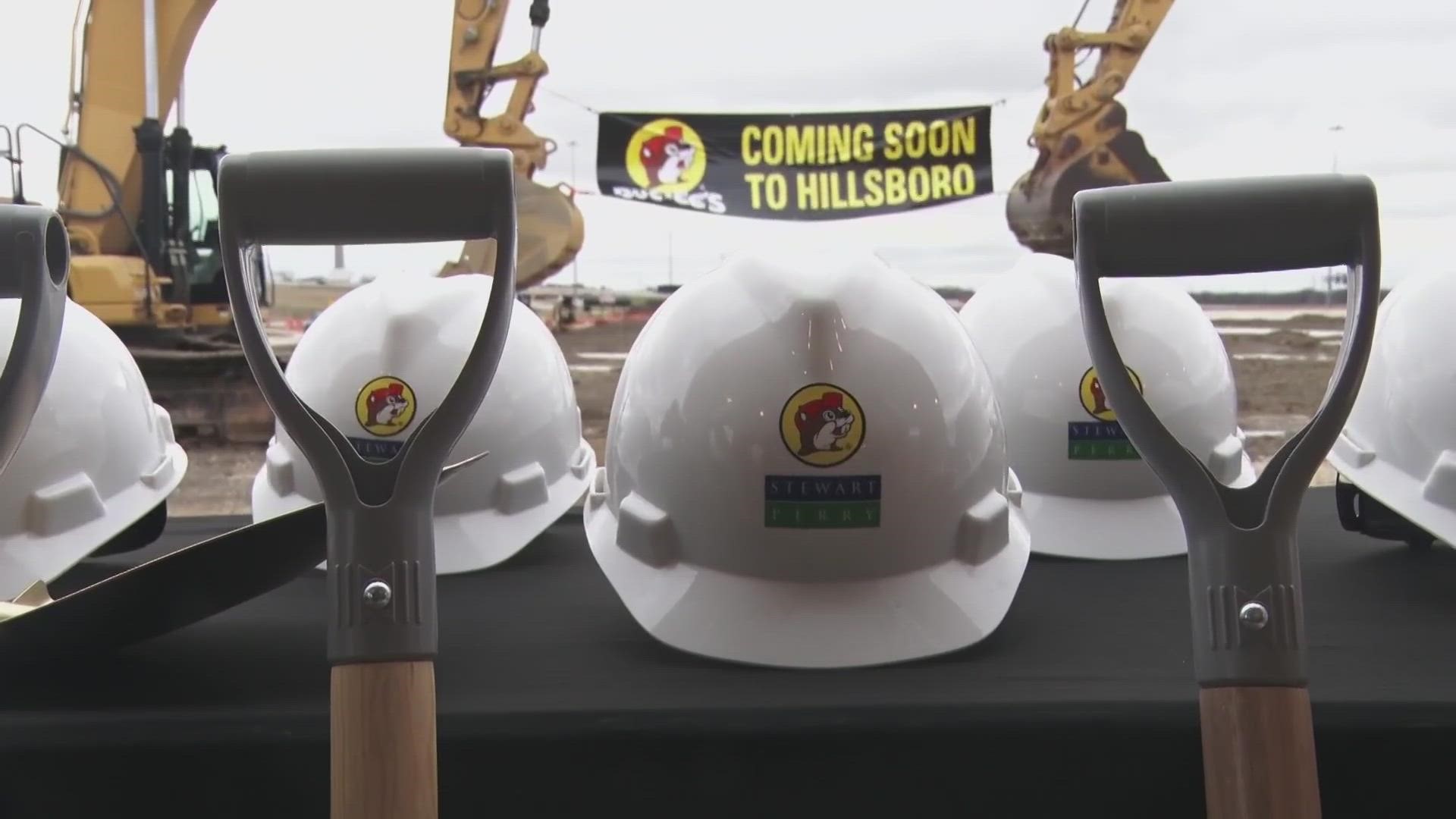 This Buc-ee's will be located off of North Interstate 35 and Highway 77.