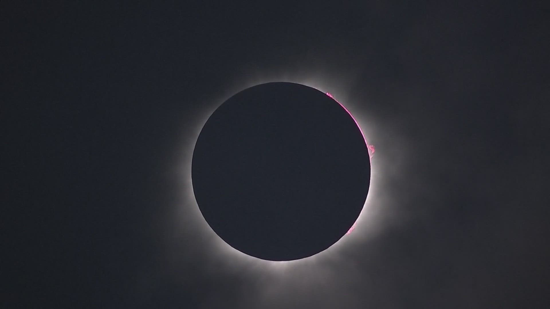 From Bonnie Tyler to Bill Withers to The Weeknd, 6 News has put together the perfect playlist to help you enjoy each stage of the total solar eclipse.