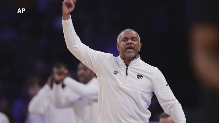'Nobody can beat y'all': Jerome Tang congratulates Florida Atlantic on Elite 8 victory