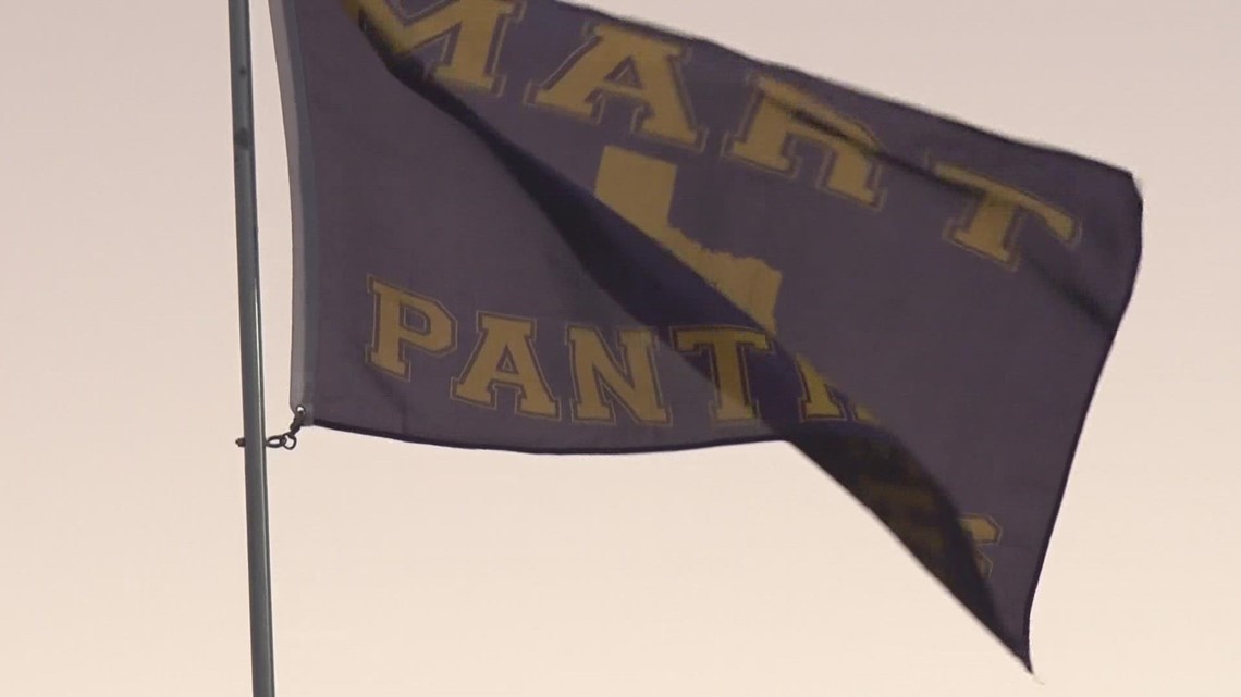 Mart Panthers face the  Lovelady Lions in a familiar postseason matchup