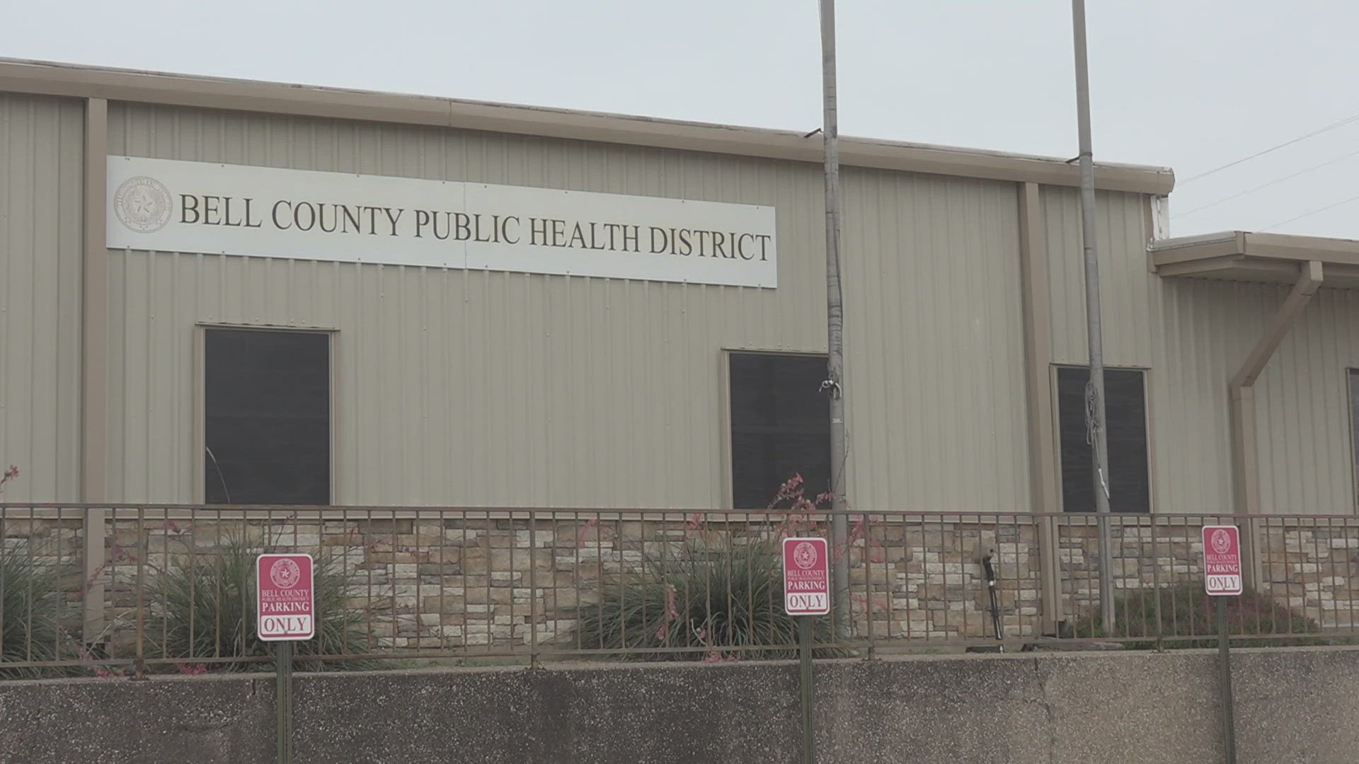 The clinic was forced to close its doors after several decades due to federal funding cuts.