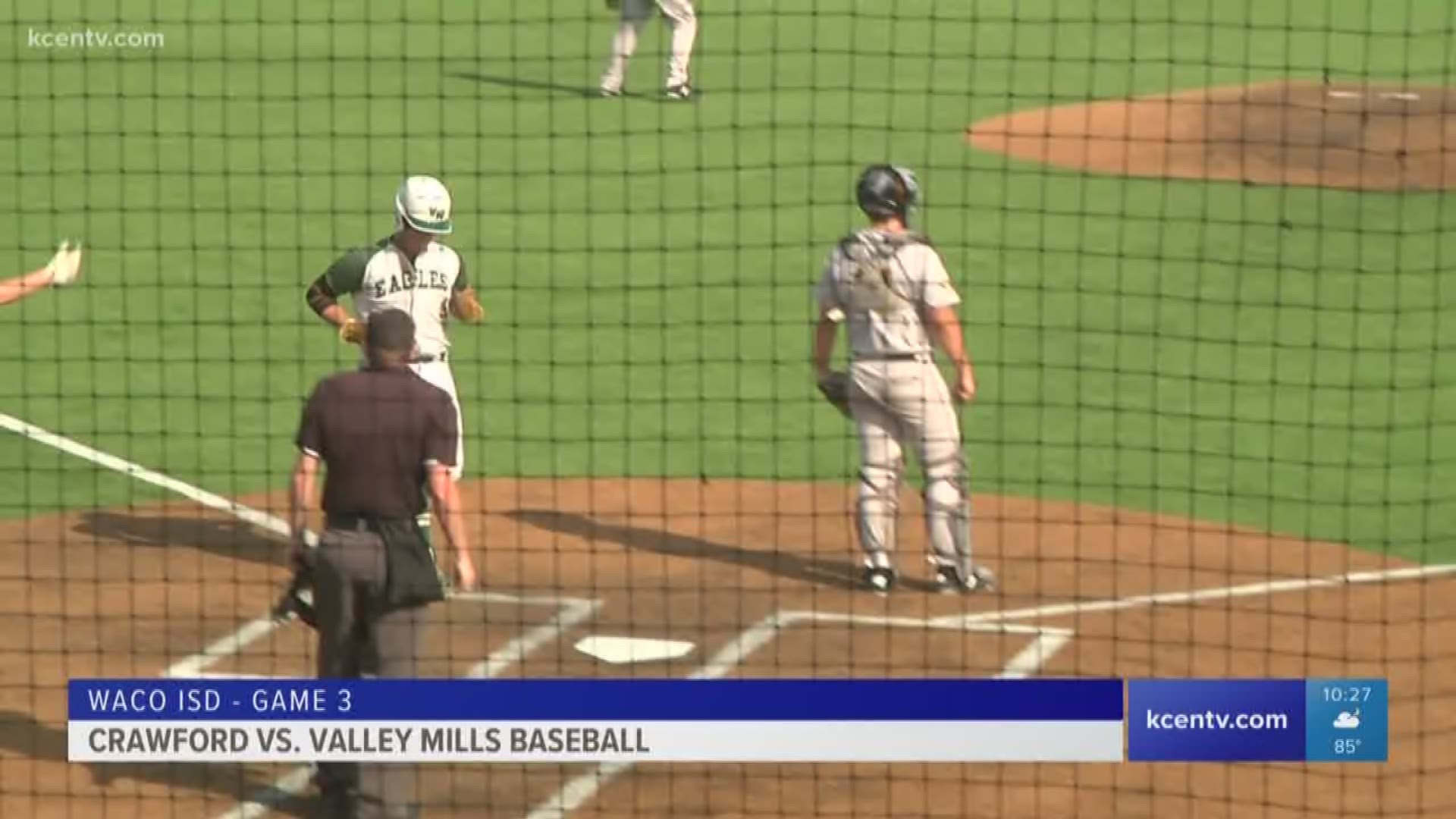 Valley Mills beat Crawford 10-7 to advance.