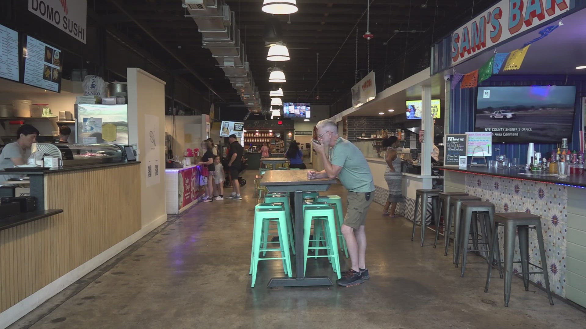 Union Hall in downtown Waco offers diverse dining and thrives on community spirit despite experiencing some vacant vendor spaces this year.