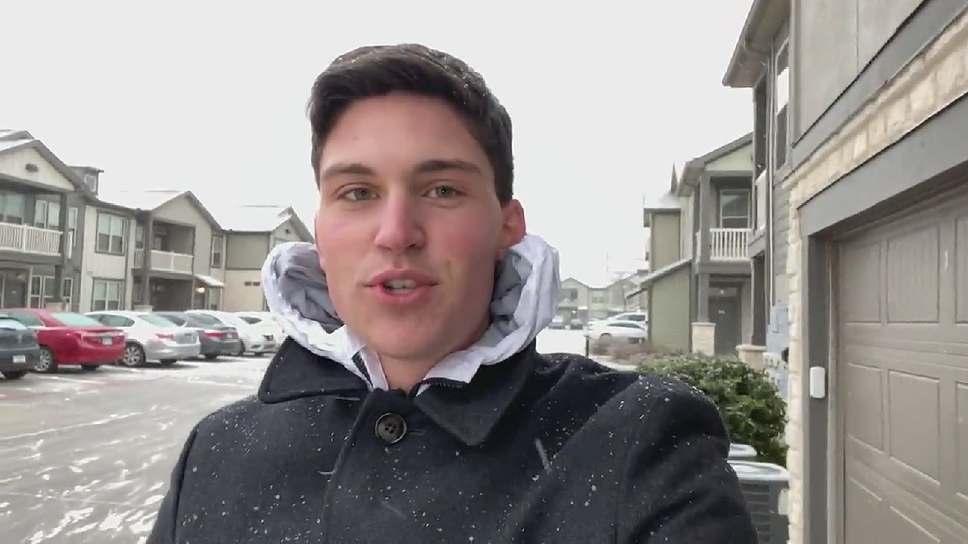 6 News Matt Lively gives us an update on weather in Waco, Texas Sunday evening. Snow flurries are starting to come down and roads are icy.
Credit: Matt Lively - 6News