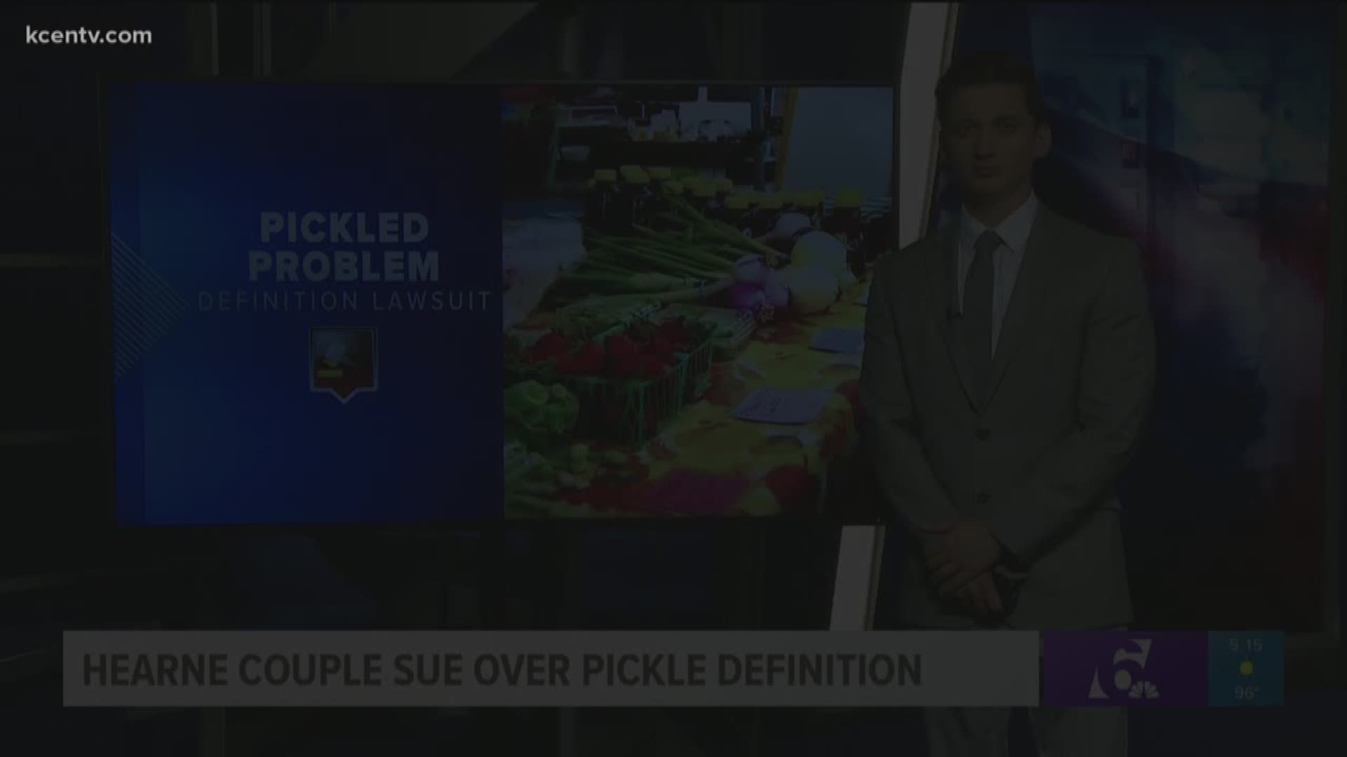 Texas couple sues over pickles