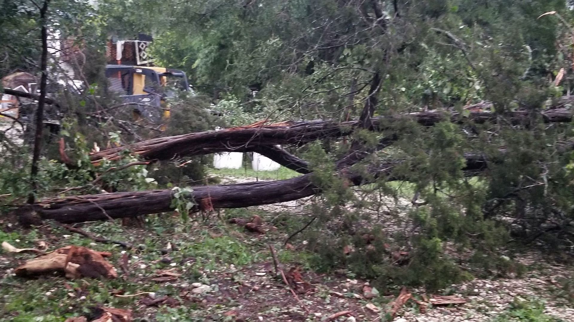 Storms damage homes, cars in Central Texas | kcentv.com