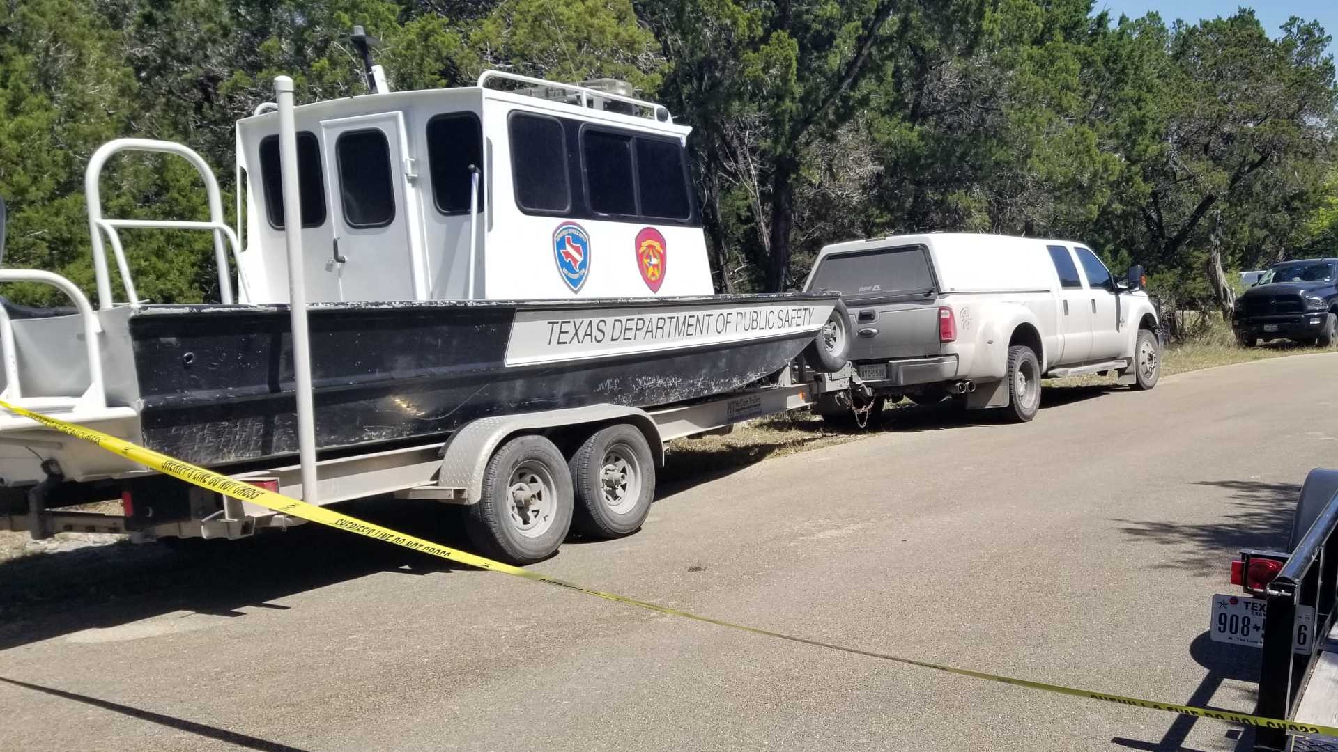 Divers search Belton Lake for gun used in killings of mother and baby, authorities say | www.semadata.org