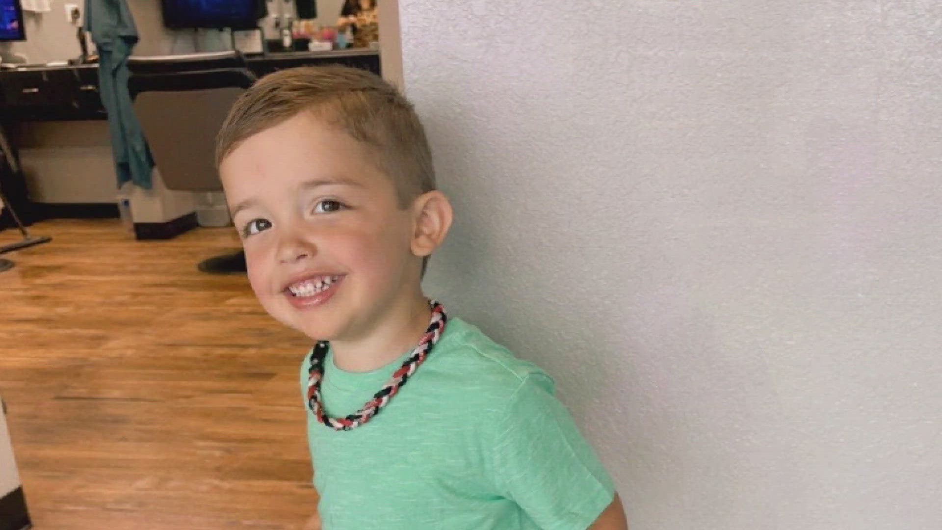 Central Texas mother fights for higher door handles after toddler ...