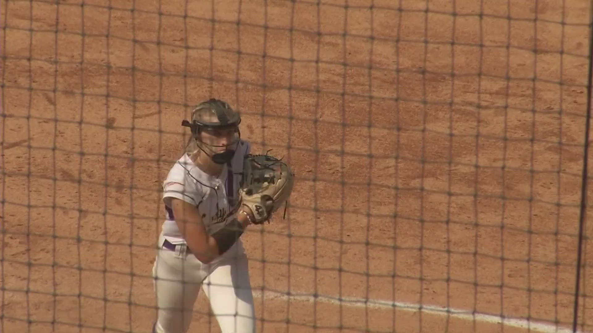 Central Texas News, Crawford softball falls to Weimar