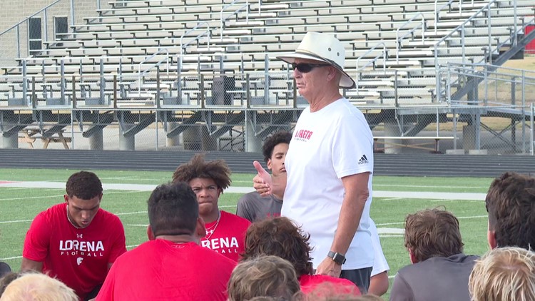 Lorena's head football coach retires after 31 seasons with the Leopards