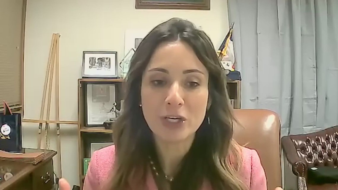 Texas state representatives debate how schools should be funded