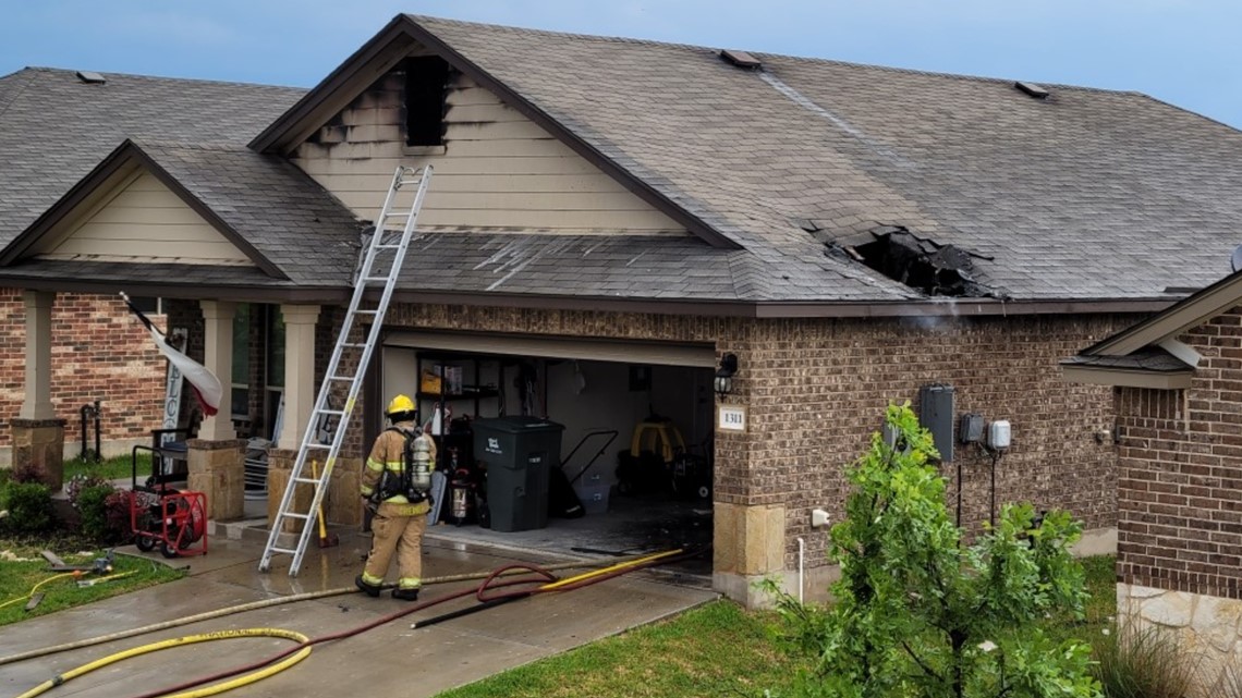 Temple fire responds to house fire that left family displaced - Vimarsana News