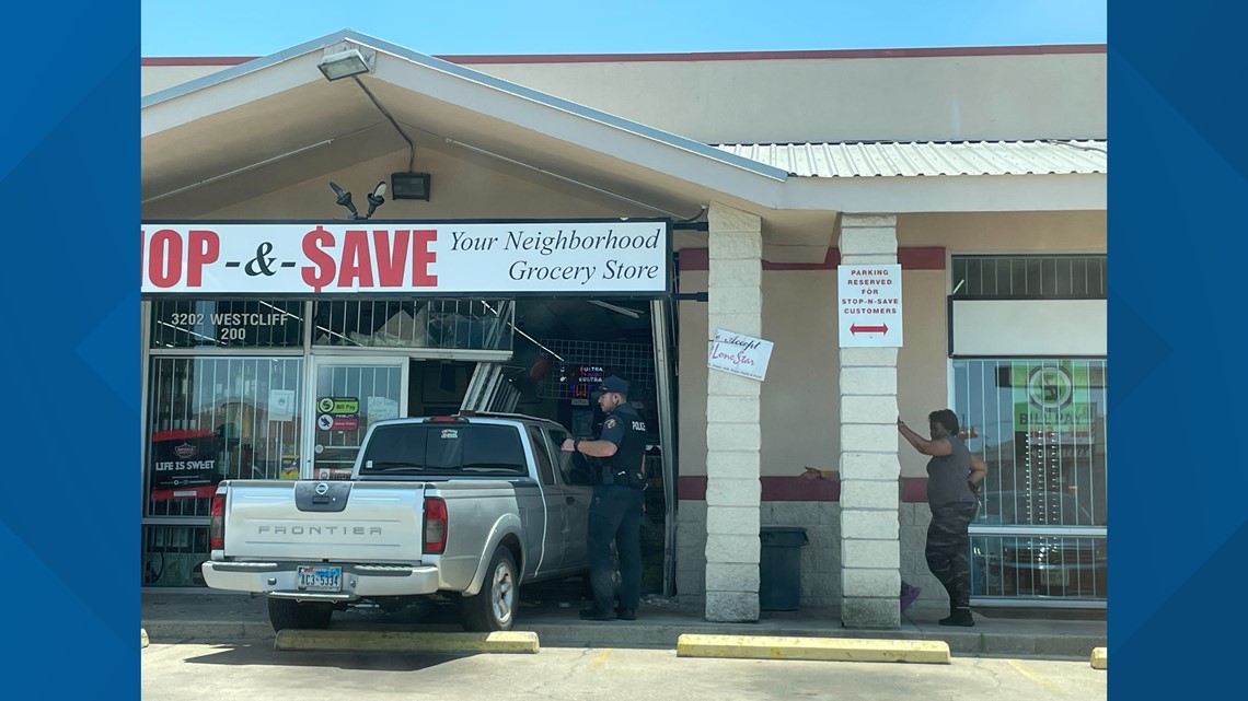 Killeen, Texas News | Car Crashes Into Killeen Convenience Store ...