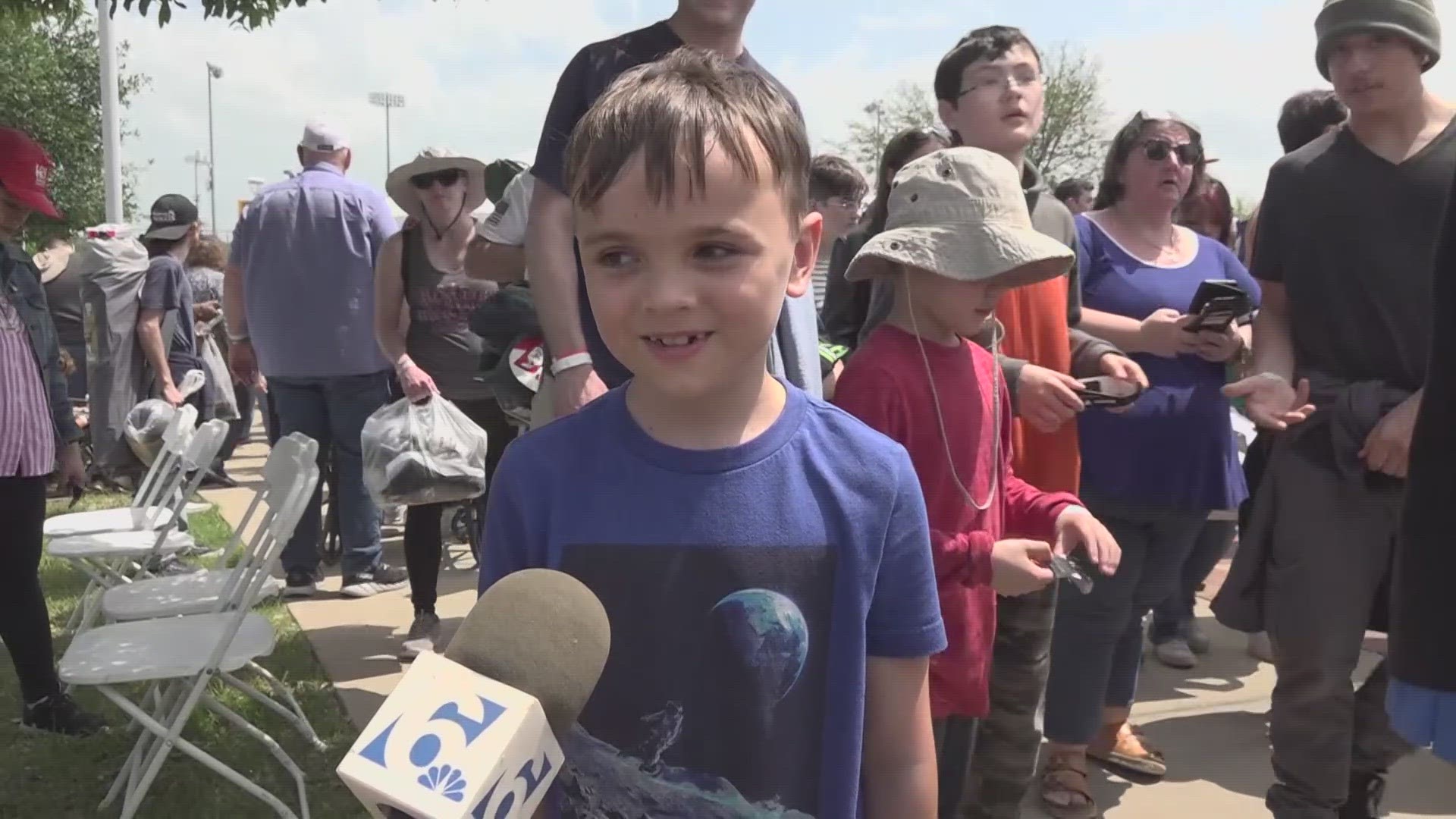These kids couldn't believe their eyes when witnessing the once in a lifetime event.