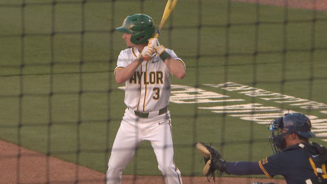 Baylor holds off No. 22 West Virginia to pick up first win over the Mountaineers in Thompson era