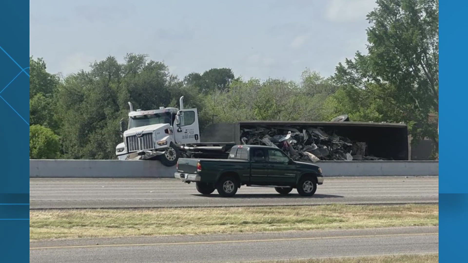 Traffic Alert: 18-wheeler crash causes shutdown of I-35 in Belton ...