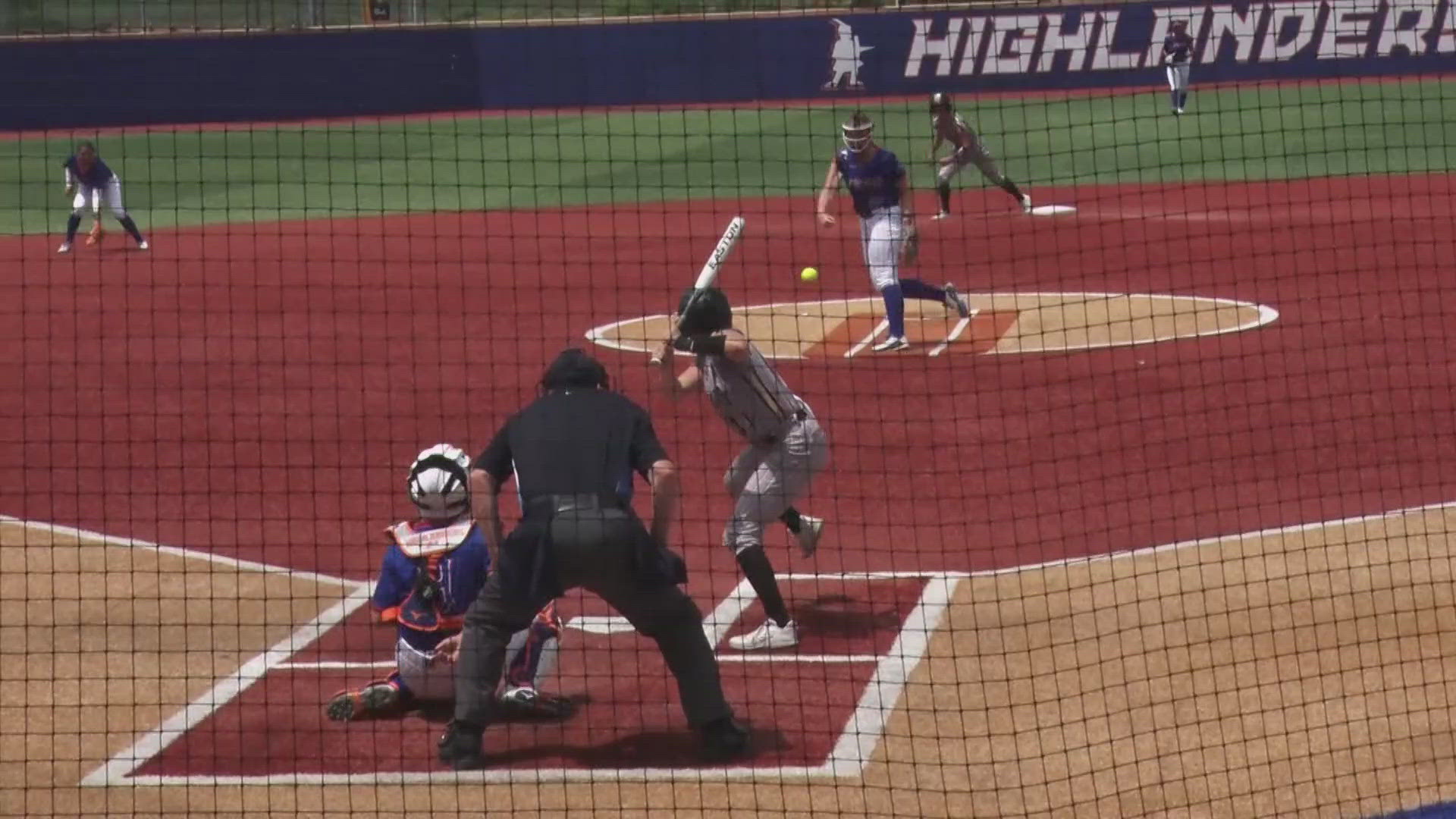 The Highlanders punched their ticket to the NJCAA D-1 World Series with a win over Temple College.
