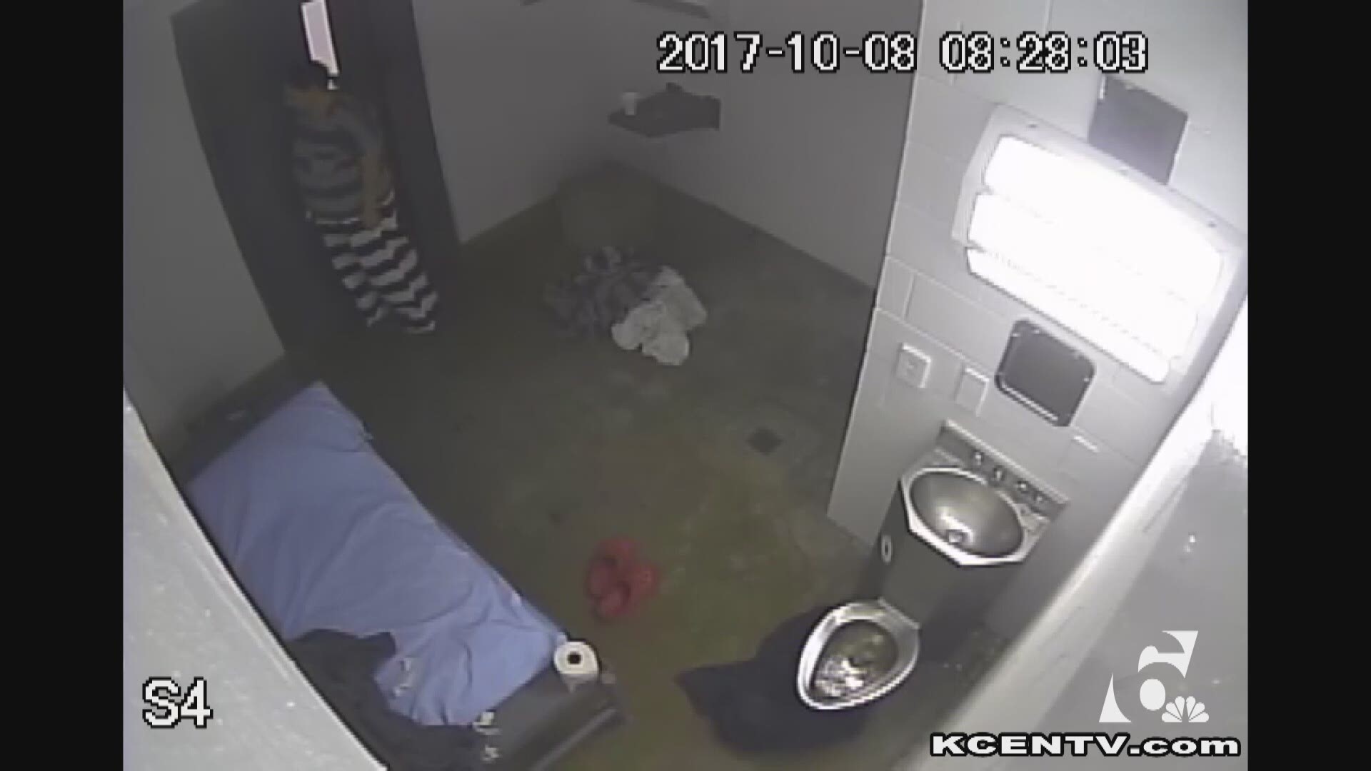 KCEN Channel 6 obtained footage of the confrontation that led to Kelli Page's death after her family sued the Coryell County Jail.